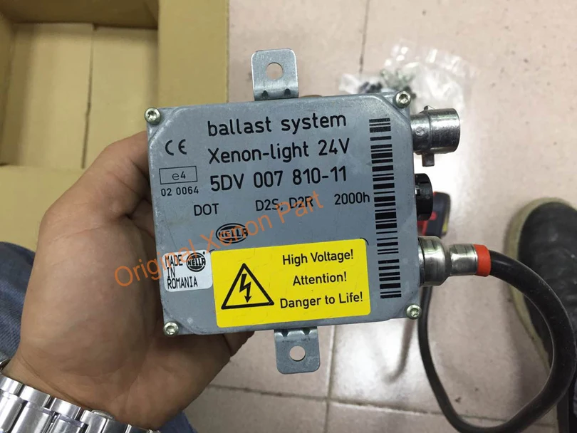 Brand new original 24V Xenon Light Control Unit Ballast D2S D2R 5DV 007