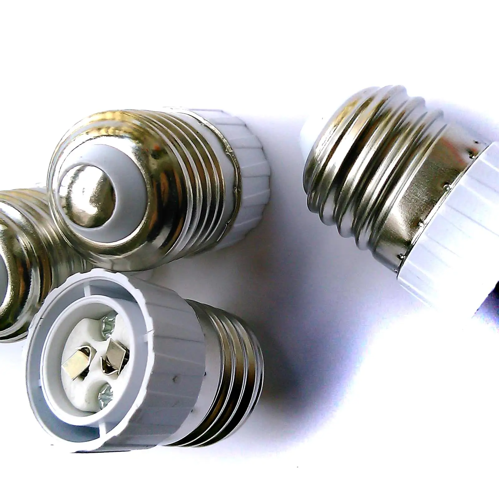 10 x E12 Male to E27 Female Socket Base LED Halogen CFL Light Bulb Lamp Adapter 
