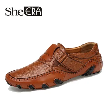 

New Design 2018 Spring Summer Men Flat Shoes Soft Split Leather Male Moccasin Driving Loafers Shoes Casual Sapatos Homens