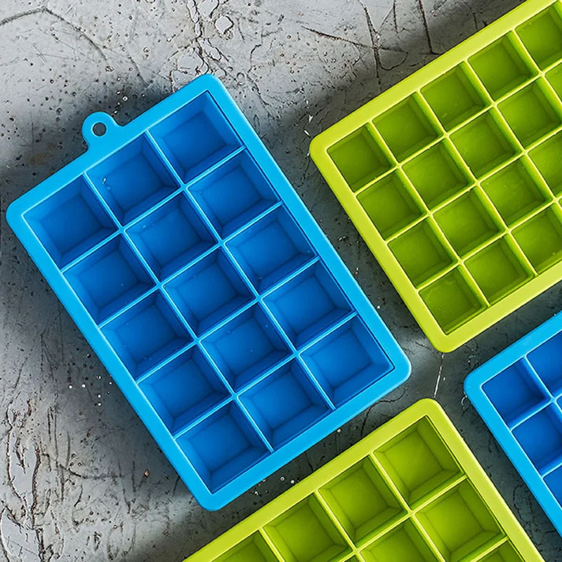 Silicone Ice Cube Mold Reusable Ice Mold Tray Whisky Wine Ice Cube Maker Large Square Ice Cube Tray with Lid Kitchen Gadgets (16)