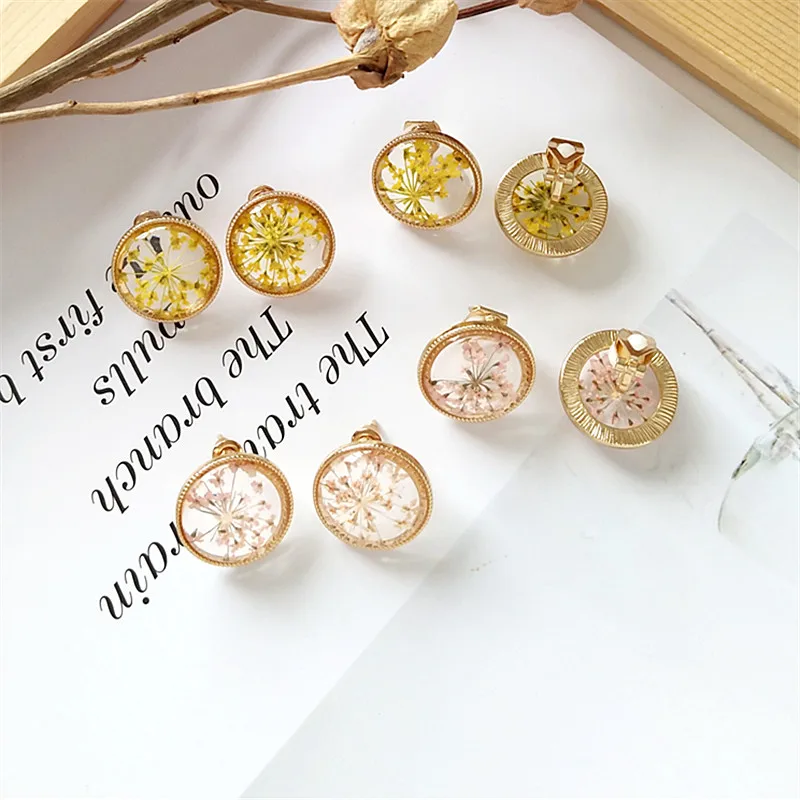

Fashion unique exquisite earrings earrings circular resin petal ear Ms. Statement 2018 The new jewelry Earrings jewelry wholesal