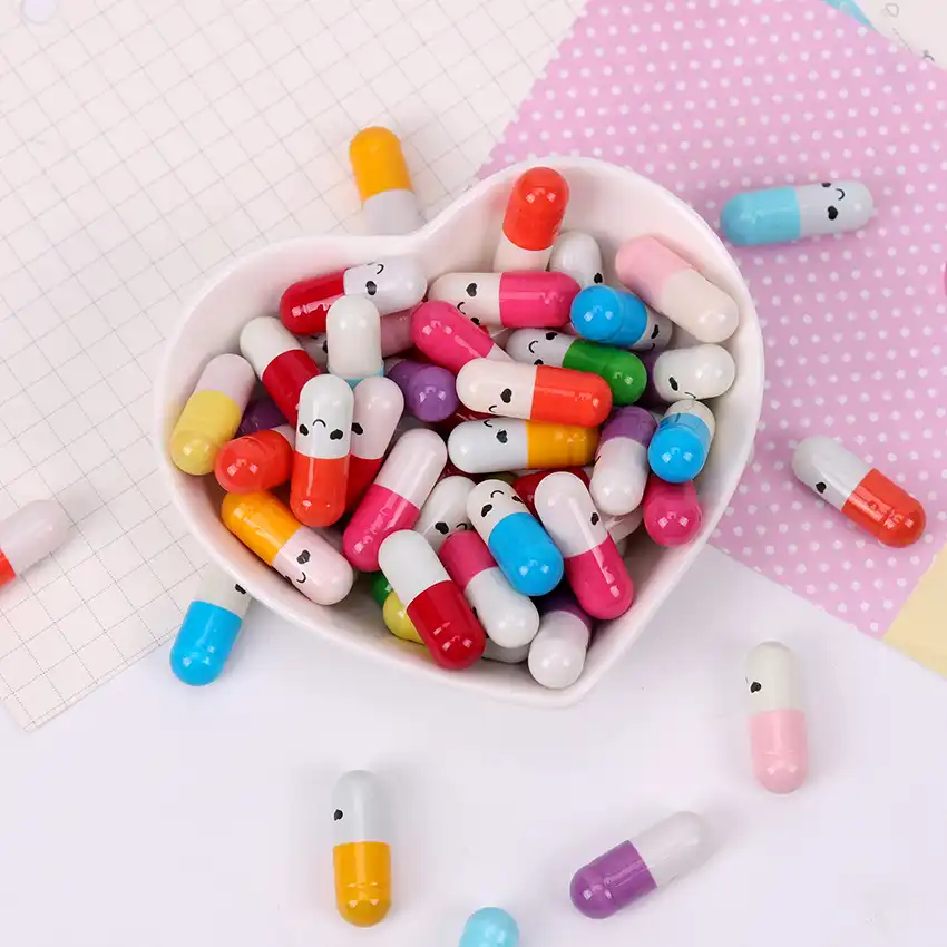 50 шт Новая мода Дети Капсула Письмо Бумага Kawaii смайлик таблетки любовь пустые капсулы для сообщений конверт для бумажного письма - изображение