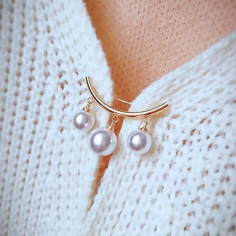 

Imitation Pearl Collar Cardigan Shawl Clothes Scarf Anti-light Brooch Safety Pin