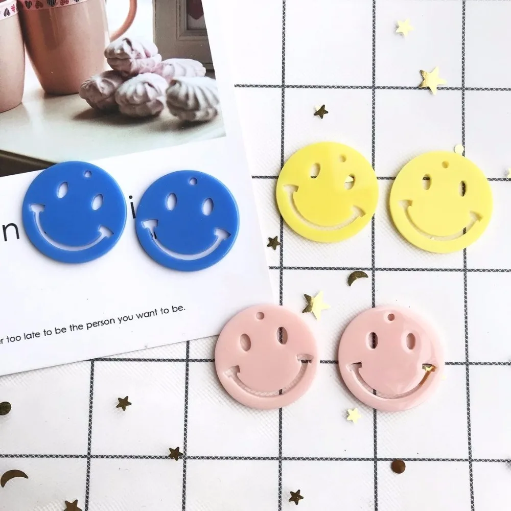 

10pcs Fashion resin Acrylic Smiling face design Charms for DIY decoration neckalce earring key chain Jewelry Making