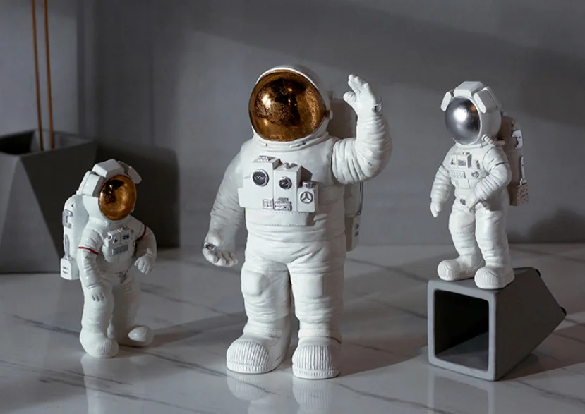 Скандинавские INS модные современные креативные статуэтки космонавта миниатюрные украшения для дома, гостиной, спальни LFB572