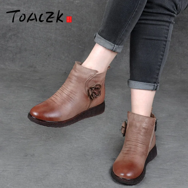 

Winter cotton women's boots round head vintage mom boots warm flat snow boots soft sole cotton shoes plus fluff short boots