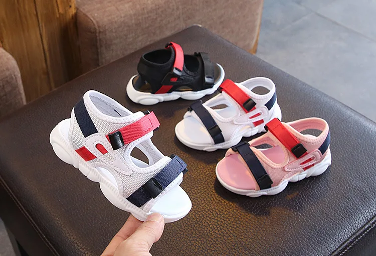 KINE PANDA/летние сандалии для девочек и мальчиков; детская пляжная обувь для маленьких девочек и мальчиков; детская обувь для детского сада 1, 2, 3, 4 лет
