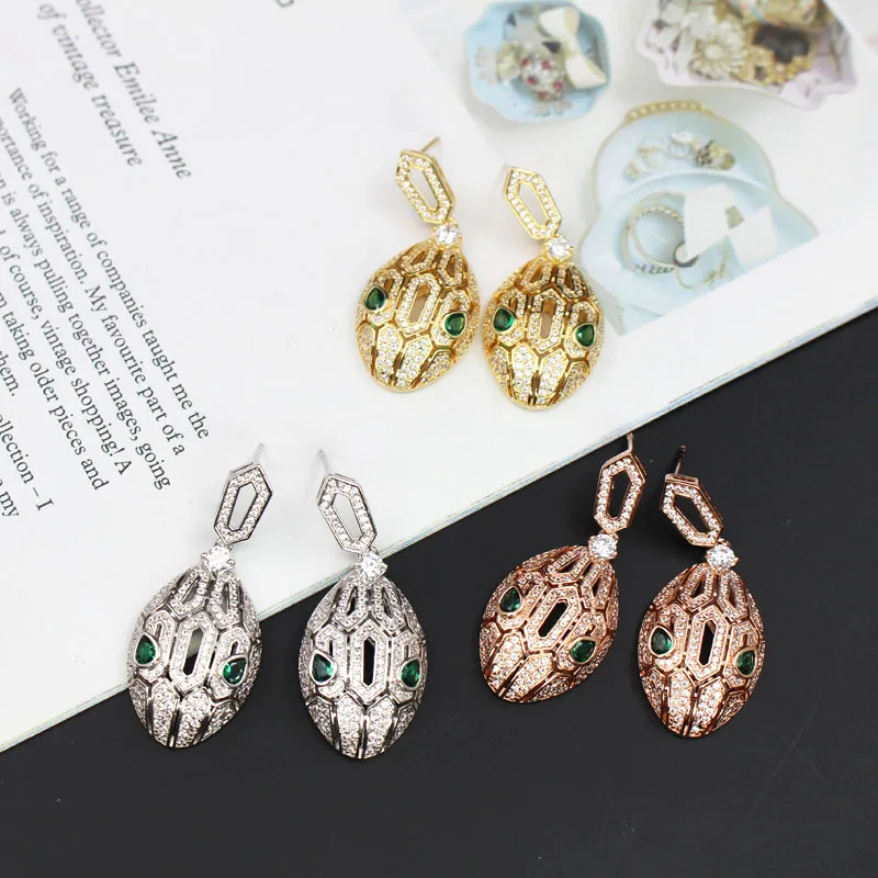

Unique design jewelry Cubic zirconia dazlling snake shape Stud earrings CZ cute fashion earrings for women