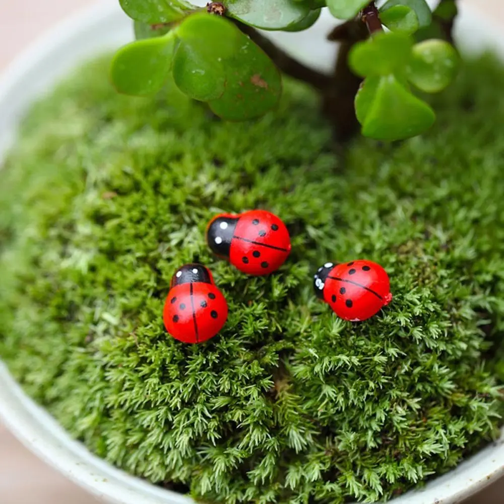 

100Pcs Painted Ladybug Self-Adhesive Wood Craft Cabochon Scrapbooking Micro Landscape Decoration Wall Refrigerator sticker