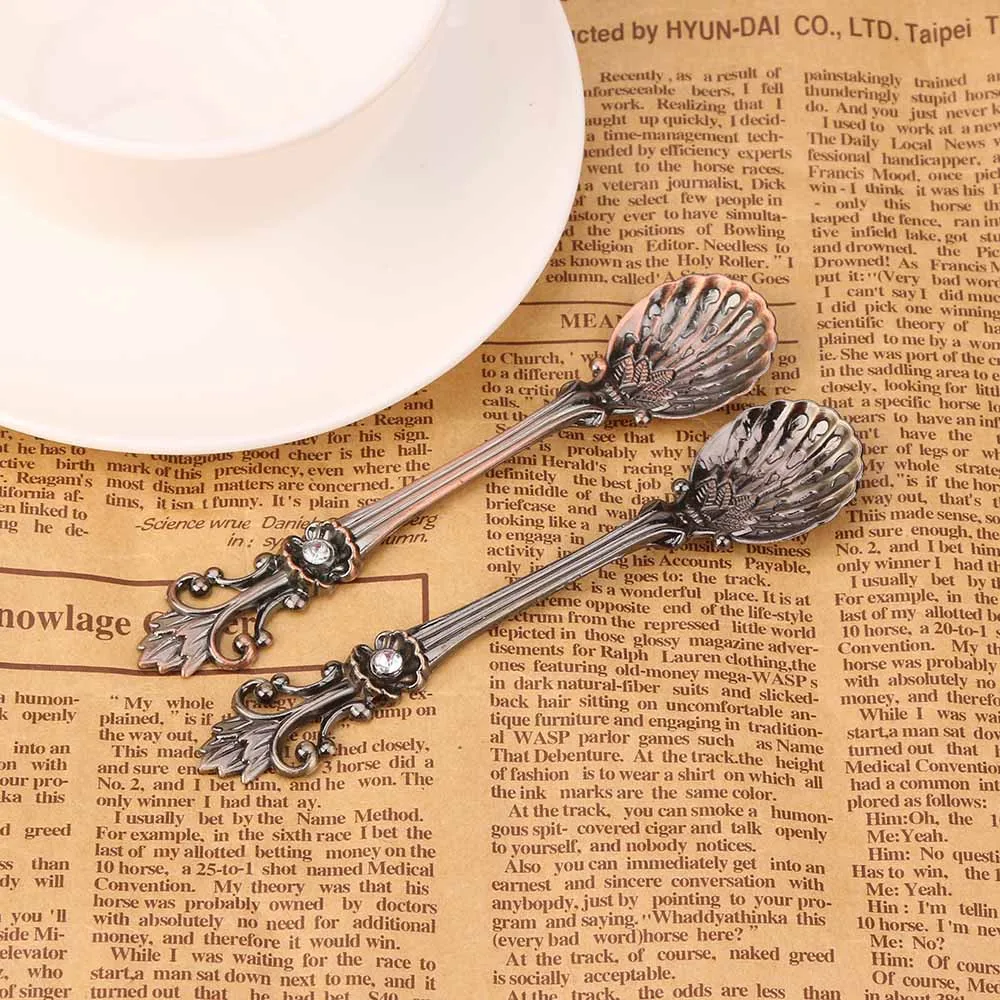 

Iris Retro Luxury Palace Style Coffee Spoon Fork Sugar Tea Dessert Cutlery Seasoning Spoons Kitchen Tableware Tools A60