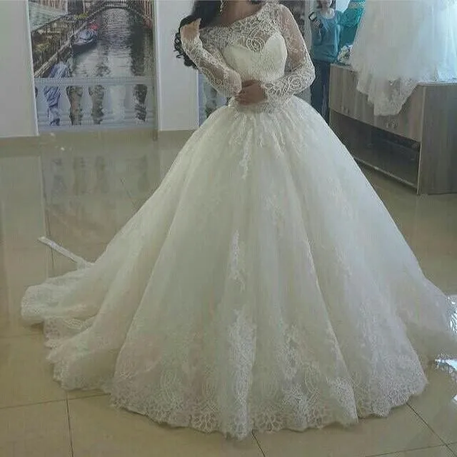 2016 Glamorous Jewel Kanten Lijfje Geappliceerd Lange Mouwen Puffy Prinses Trouwjurken baljurk 2016 Glamorous Jewel Kanten Lijfje Geappliceerd Lange Mouwen Puffy Prinses Trouwjurken baljurk