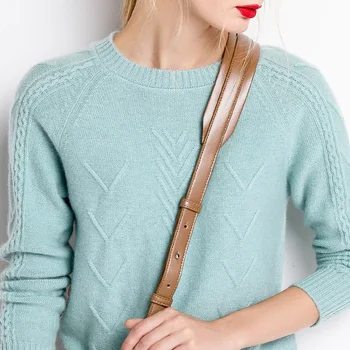 

2019 autumn and winter new thick sweater Korean fashion women's full-sleeved women's knit sweater solid color O-neck pullover