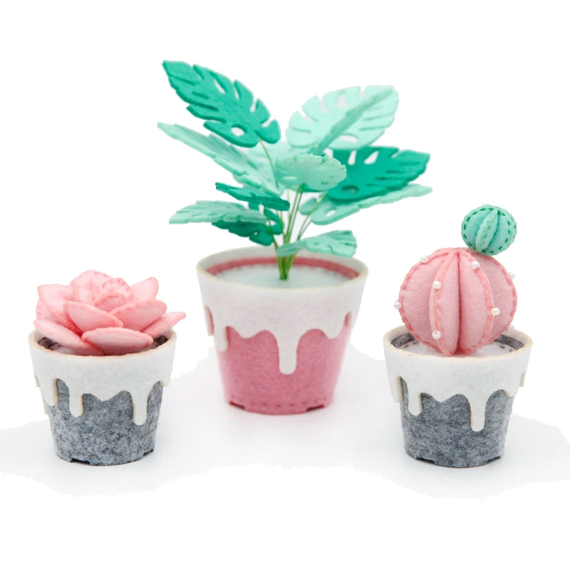 

Nordic 3 Styles Succulents Potted Handmade Sewing Craft Felt Green Plant Potted for Girls Bedroom Decor Felt DIY Package