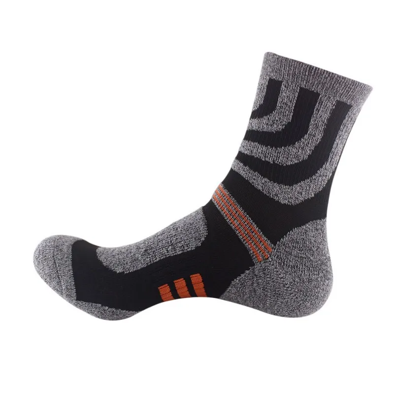 

Men Professional Sport Socks Male Outdoor Travel Hiking Climbing Running Trekking Riding Breathable Sock 2018 New nx