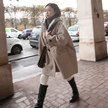 

Lady Girl Student Coat Medium Length Hoodie Long Sleeve Horn Button Fashion For Winter LXX9