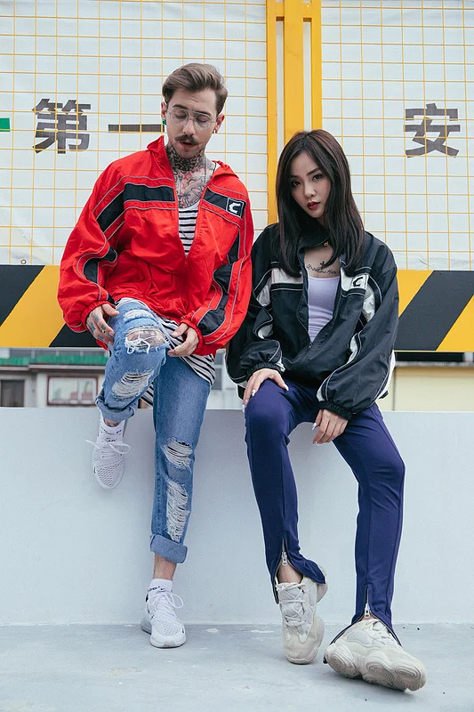 Be. YuMiao корейский Харадзюку печатных Тренч для мужчин High Street Хип-хоп негабаритных пара куртка мужская Толстовка красный человек 'strench