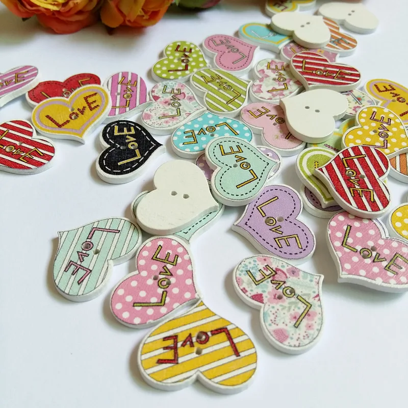 

50Pcs/lot Sewing Scrapbooking love Multicolor Stripe Dot Heart Botones 2 Holes Mixed Color Fabrics Wooden Printing Buttons