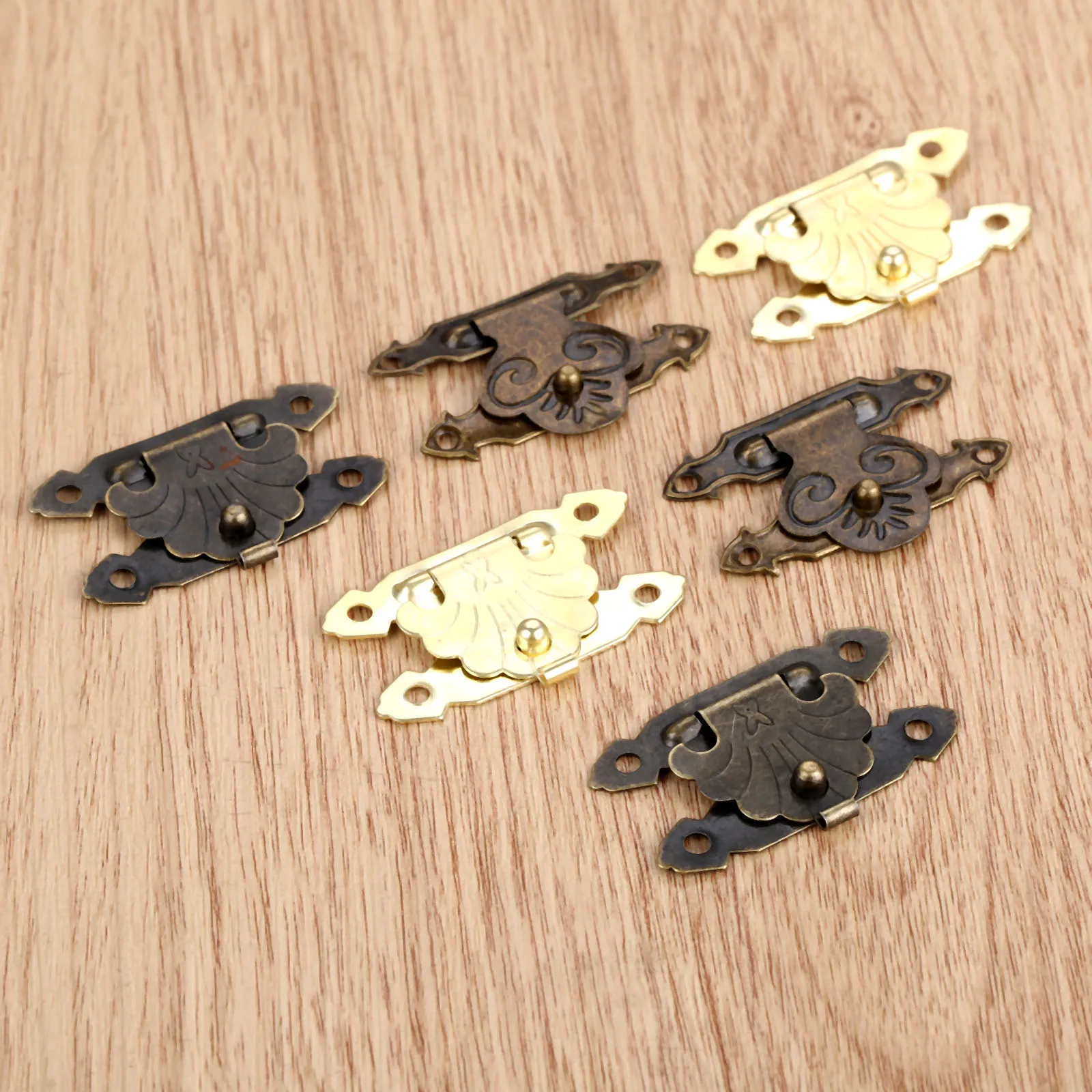 10Pcs Mini Antique Brass Hasps Wooden Case Jewelry Gift Box Decorative Hasp Latch Wood Finuture Hook Lock with 40Pcs Screw