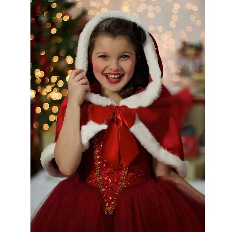 Карнавальный костюм для девочки. Красивые платья для девочек. Платье красное в клетку детское. Красивые платья для девочек. Девочка в новом наряде.