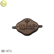 MB874 пользовательские античная латунь сумка металлический логотип тег цинк металлический ярлык для одежды и сумки