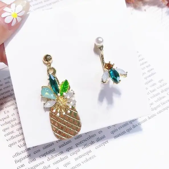 

Korean Pineapple Cactus AB Earrings For Women Fashion Jewelry Green Crystal Cute Insect Asymmetric Dangle Earrings Bijoux Gifts
