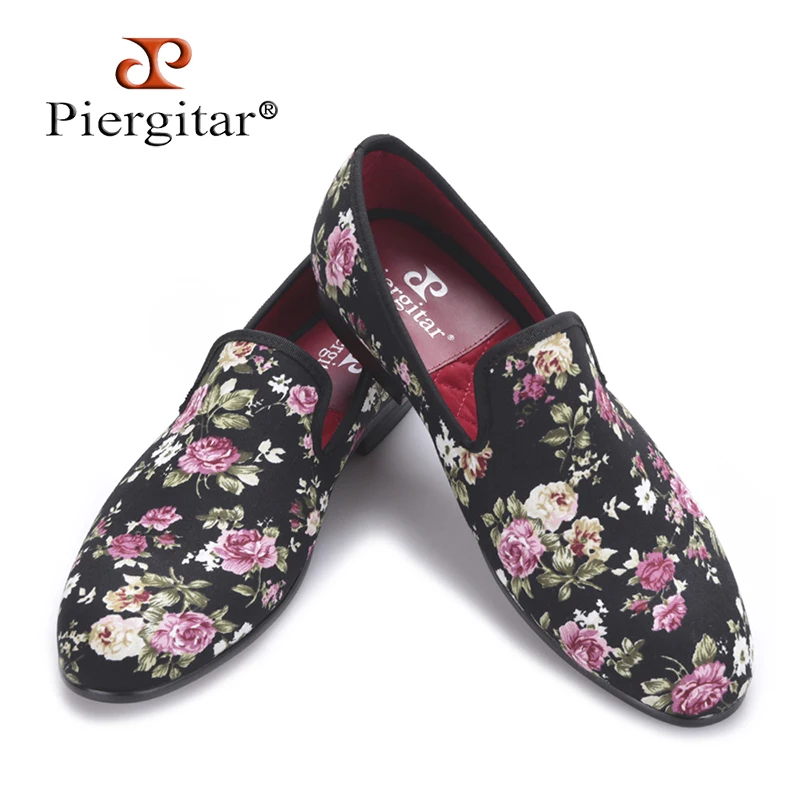

Piergitar 2018 New Handmade Flower printing Men Canvas Shoes Men Wedding and Party Loafers Men Flats Size US 4-17 Free shipping