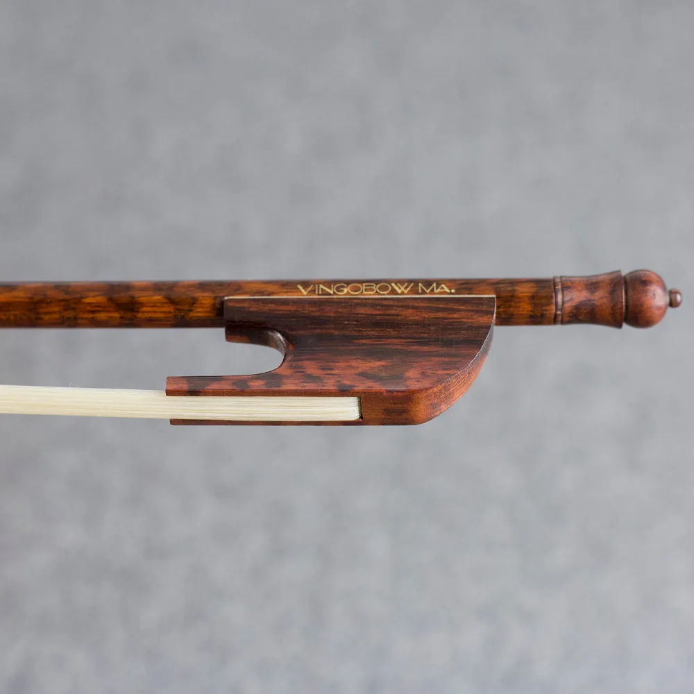VingoBow ضوء الوزن الباروك التشيلو القوس Snakewood عصا و الضفدع الطبيعي الأبيض السبيب أسهل التحكم الحلو لهجة 4/4 حجم VingoBow ضوء الوزن الباروك التشيلو القوس Snakewood عصا و الضفدع الطبيعي الأبيض السبيب أسهل التحكم الحلو لهجة 4/4 حجم