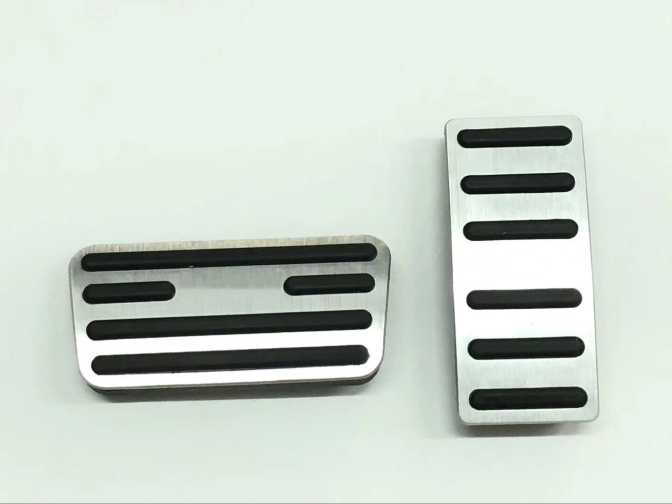 

Аксессуары для автомобилей Nissan NAVARA, автомобильные аксессуары для Nissan NAVARA 2015, 2016, 2017, 2018, педаль акселератора, педаль, модификация, педали, накладки