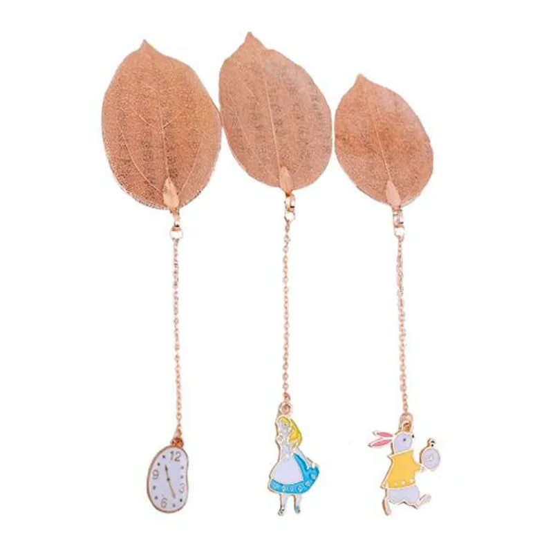 

1 Pcs Lovely Alice Rabbit Bookmarks High-Grade Gold Color Leaf Texture Reading Pages Books Mark Student Stationery school office