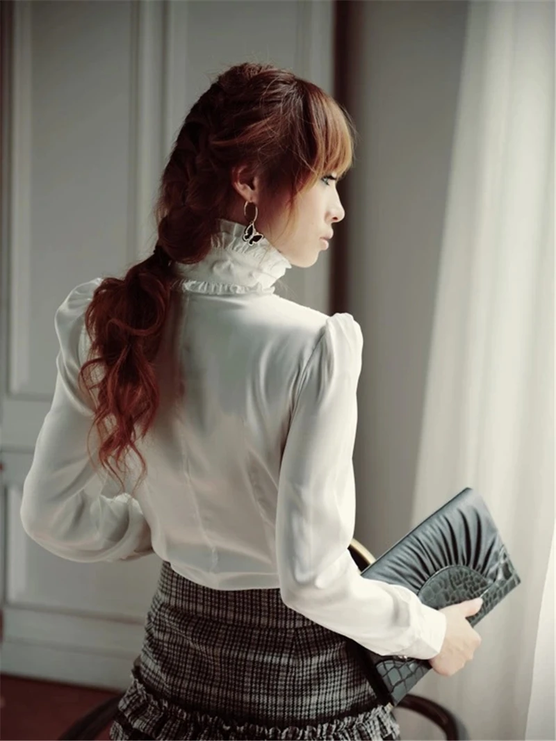 15090955611151
