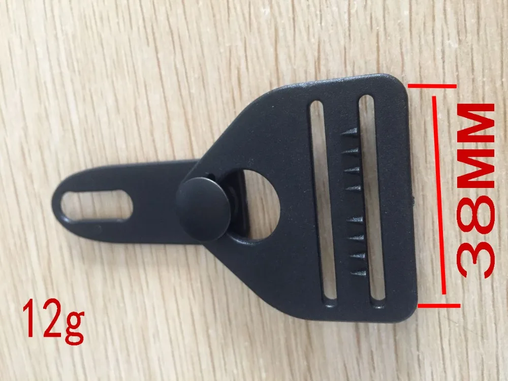 plastic hanging buckle