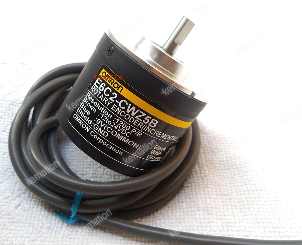 NEW OMRON E6B2-CWZ5B 100P//R Rotary Encoder