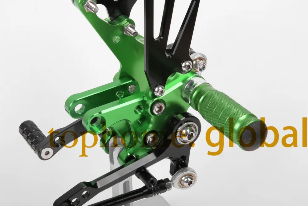 

Green&black CNC Rearsets Foot Pegs Rear Set For Suzuki GSXR750 1996-2005 1997 1998 Motorcycle Foot Pegs Free Shipping Motorcycle