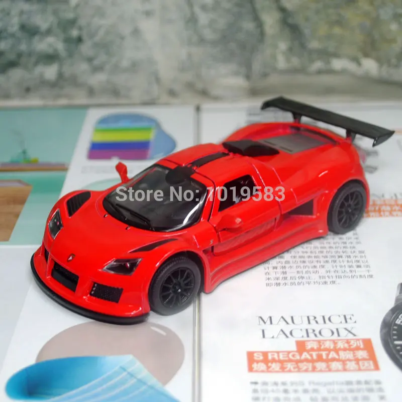 2010 Gumpert Apollo Sport red (2)