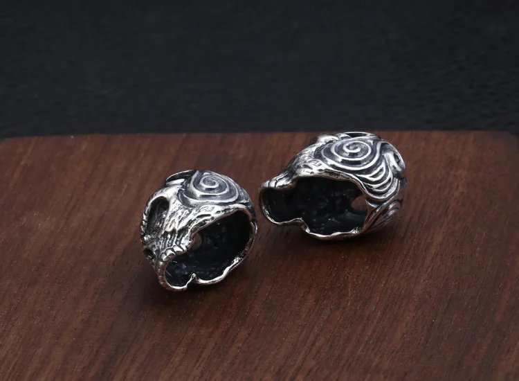 silver-skull-pendant002C
