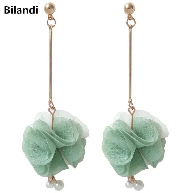 

Sweet Design Round Post Two Tone Fancy Flower Earrings For Woman Jewelry