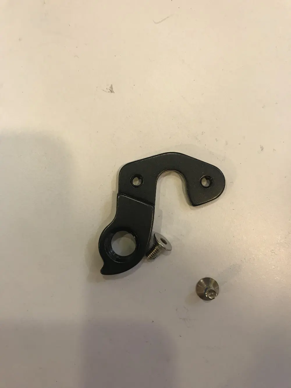 

2pcs/lot MTB Road Bike Bicycle Dropout Mech Gear Rear Derailleur Hanger with Bolts for Cambio SCOTTT Col ADDICT SOLACE