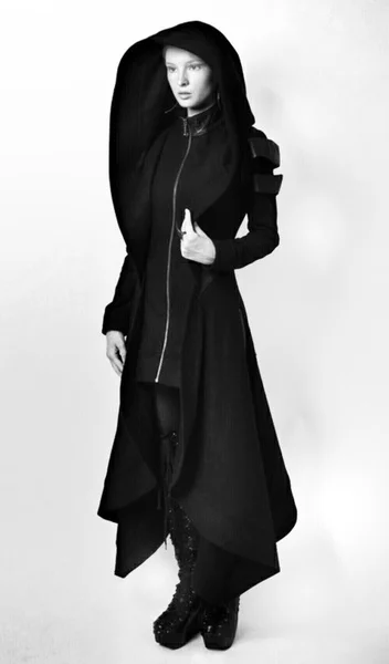 

Cool Women Fashion Cosplay Coat Irregular Hooded Leather Patchwork Tops Cosplay Avant Long Coat Gothic Ninja Hero Clothing Warm