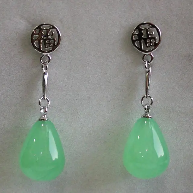 

wholesale fancy design Chinese style 12*16mm light green jade stud earring