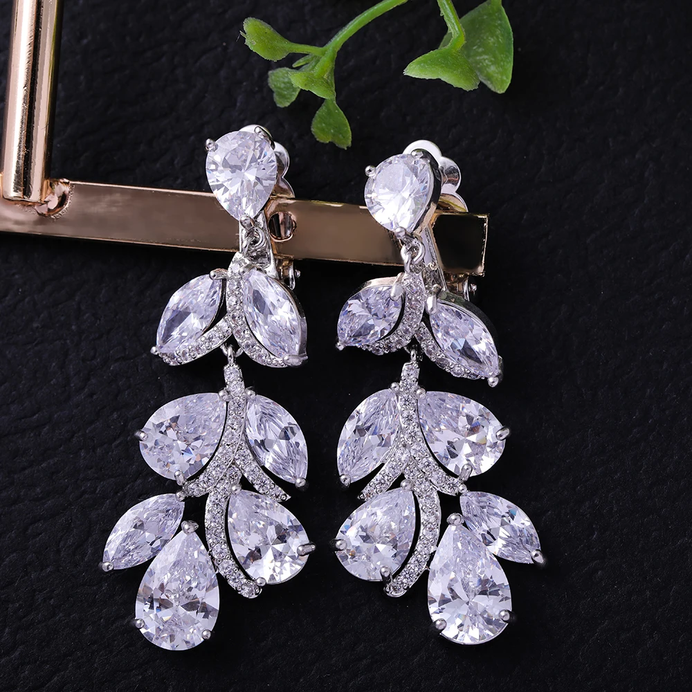 

Fashion Women Piercing Drop Earrings Clear Cubic Zirconia Dangle Earring Pierced Zircon Ear Jewelry Bridal Wedding Gift Ear Pins