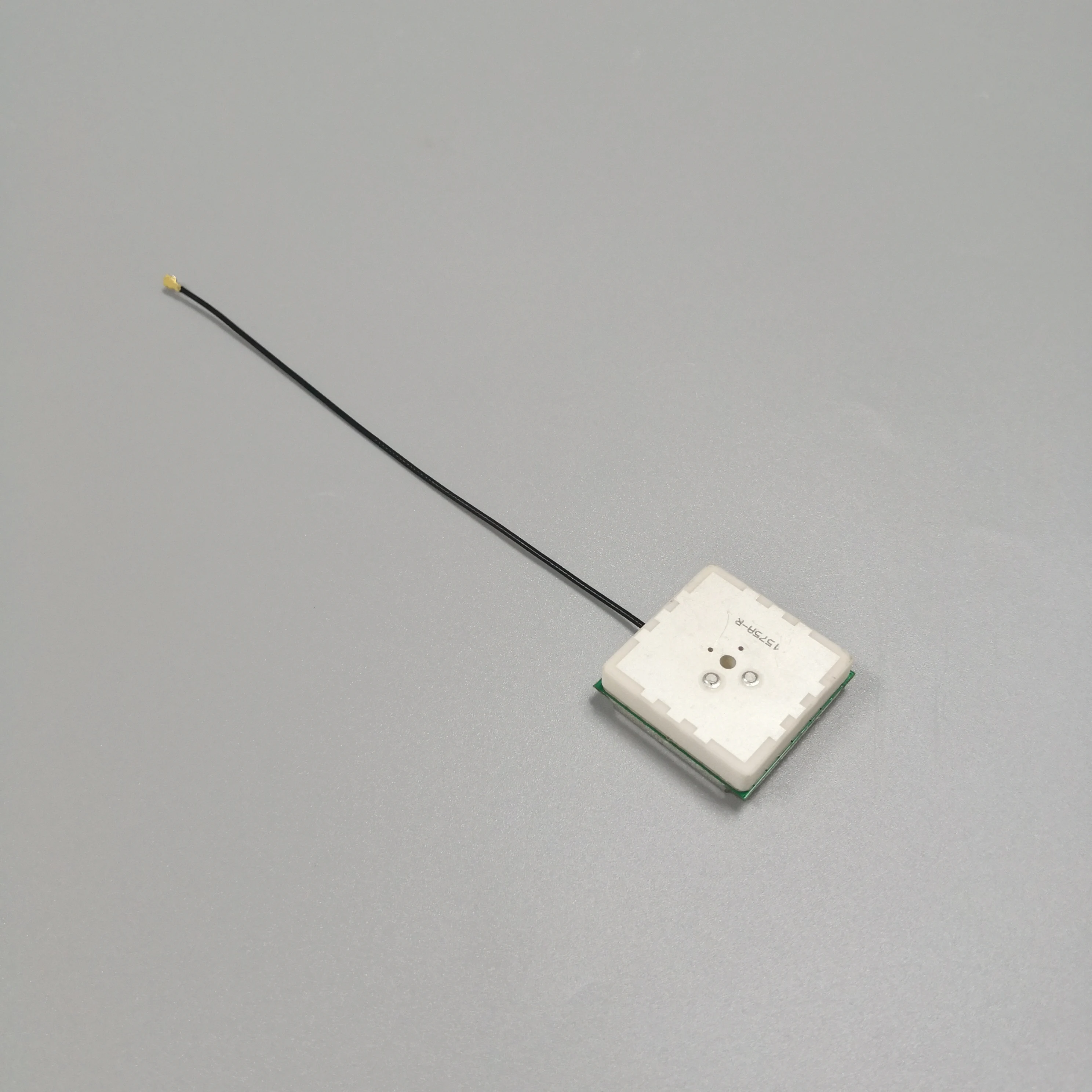 RTK Высококачественная GPS антенна 38DB с высоким коэффициентом усиления