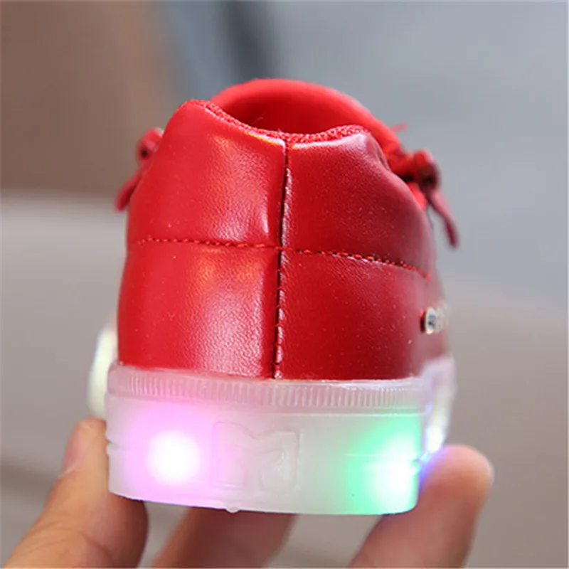 Led Shoes Kids Slip On Girls Sneakers 2019 Spring Kids Shoes Light Luminous Sneakers For Children Shoes