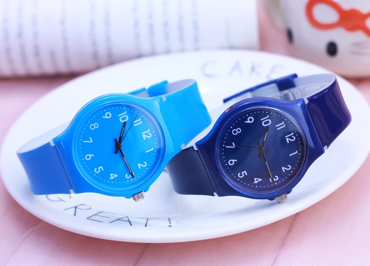 Известный бренд женской пара студенток все цифровые простой высокого качества кварцевые часы детский подарок водонепроницаемые часы