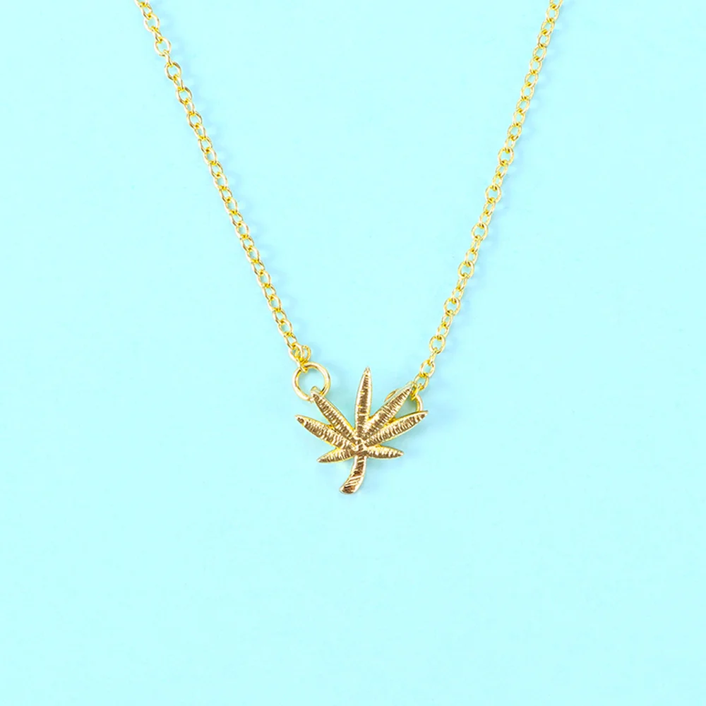

Romantic Tree Leaf Necklace for Women Small Maple Leaf Pendants Necklaces Plant Necklace Jewelry Gifts