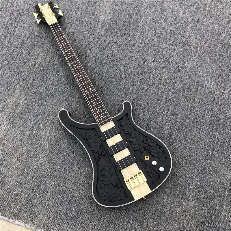 Kaiyun завод настраивает Rickenback 4-string all-body bass гравированные гитары. Золотое изделие. Корпус черного цвета. Черный пикап