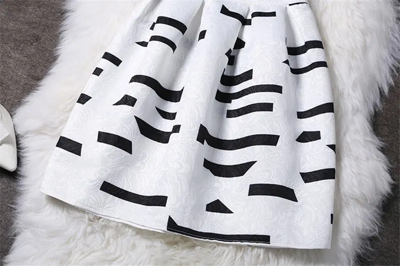 33 (4)