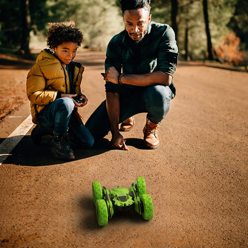 Rc автомобиль 2 4G 4CH 360 градусов флип трюк Дрифт деформация багги Рок Гусеничный