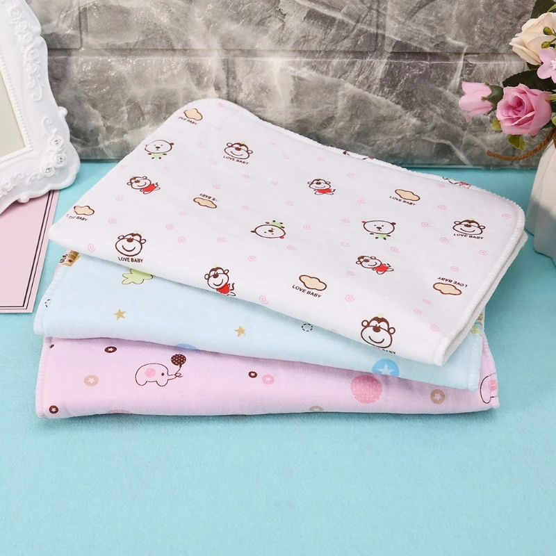 3 ColorS 35*25cm Baby Changing Pad Reusable Waterproof Stroller Diaper Folding Soft Mat Washable