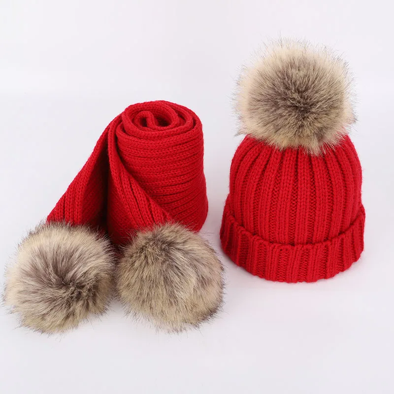 Модная зимняя детская вязаная шапка, шарф, комплект из 2 предметов для мальчиков и девочек, шапка-ушанка, толстая мягкая шапка, теплый шарф, детский помпон - Цвет: Red