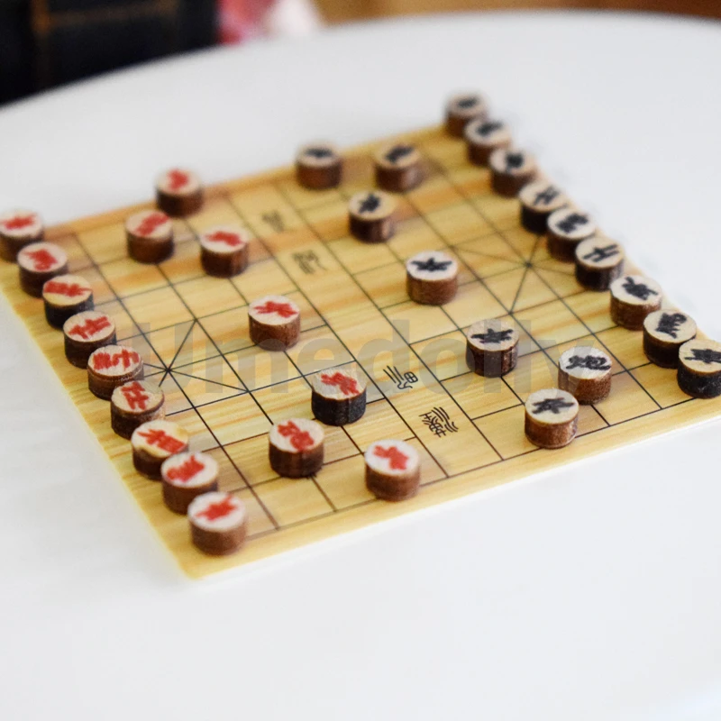 dollhouse miniature chess  (5)